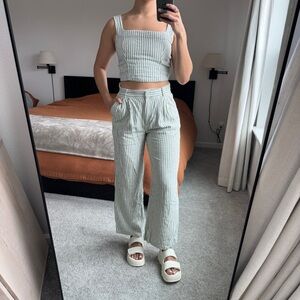 Abercrombie Women's Striped Green and White Linen Matching Set